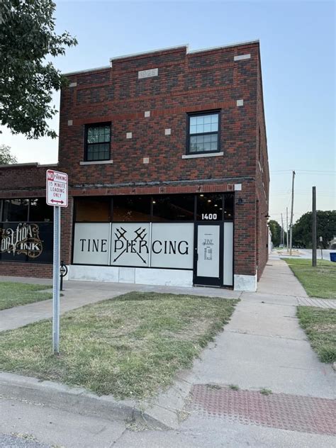 5 Best Piercing Shops