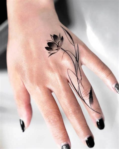 Pin By Lindy Beattie On Tattoos Small Hand Tattoos Cute Tattoos For Women Go Tattoo