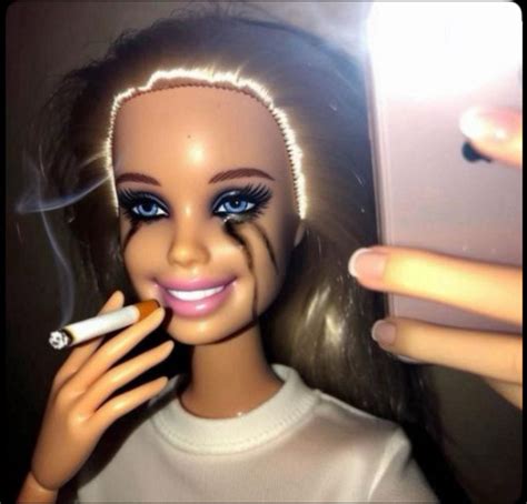 Pin By Writtenbyoddlydrawndays On Memes In 2025 Barbie Funny Bad Barbie Barbies Pics