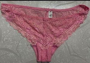 Pinky Panties Amp 39 S Profile