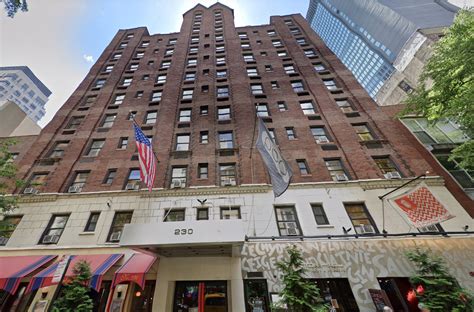 Pod 51 Hotel Parking Book Now On Spothero And Save