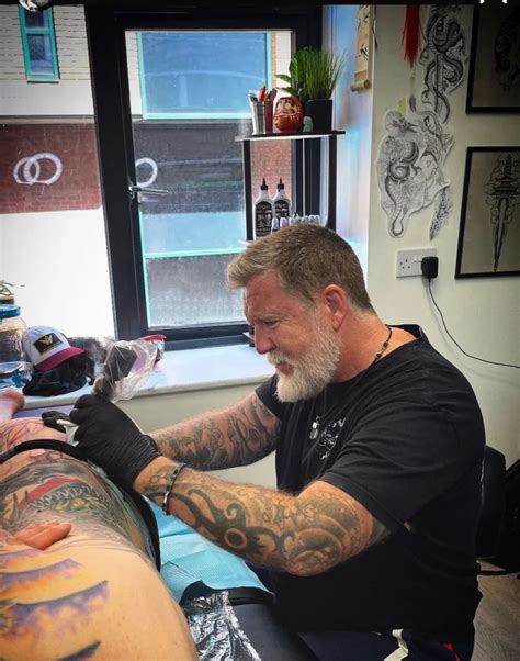 San Sakura Tattoo Leeds- San Sakura Tattoo Leeds % San Sakura Tattoo Leeds- San Sakura Tattoo Leeds %