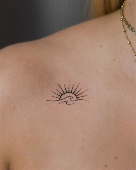 Simple And Small Sun Tattoo Ideas