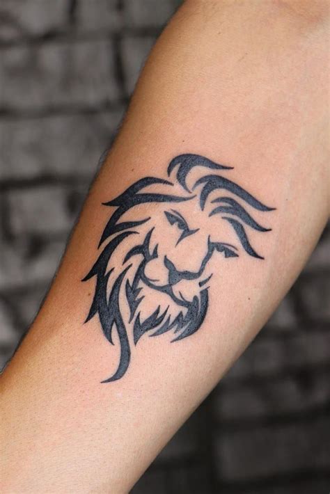 Simple Lion Tattoo Designs