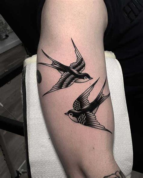 Stunning Swallow Tattoo Designs That Symbolize Meaning And Freedom Holistic Ink