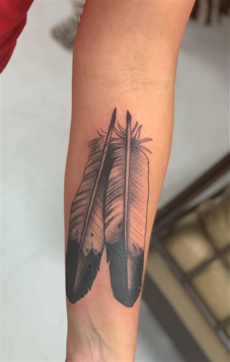 Tattoo Eagle Feather Design