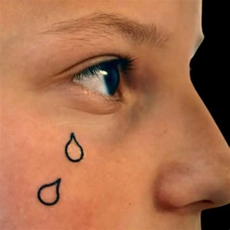 Tear Drop Tattoo Meaning History Symbolism And Celebrity Examples