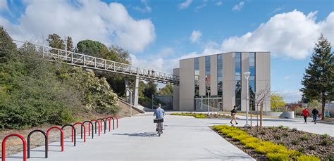 The Core Building Shows How East Bay Leed S The Way In Campus Sustainability