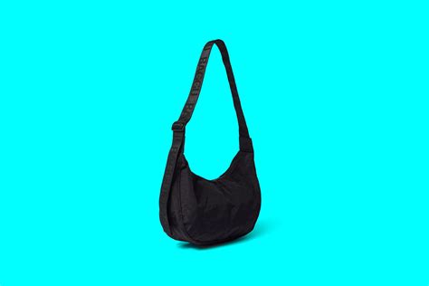 The Viral Baggu Crescent Bag Is Worth The Tiktok Hype Wired
