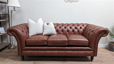 Tips For Identifying Genuine Chesterfield Leather Sofas
