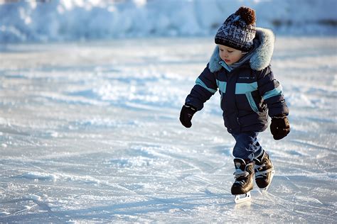 Top 10 Ice Skating Tips For Beginners Top 10 Ice Skating Tips For Beginners