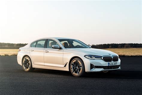 Top 5 Highlights 2021 Bmw 5 Series