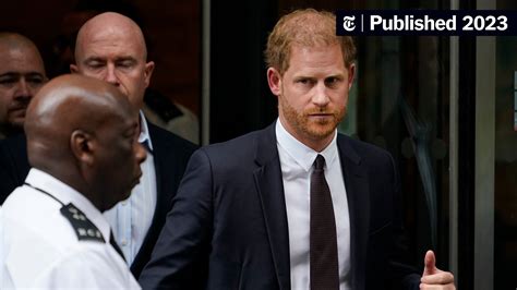 U K Phone Hacking Lawsuit Prince Harry Is Pressed On Details In Lawsuit Against U K Tabloids The New York Times