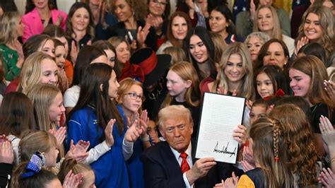 Upenn Faculty Condemn Trump Administration S Demand For Lists Of Jews Pennsylvania The Guardian