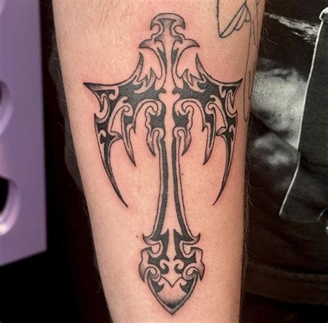 Visual Guide To Cross Tattoos For Men