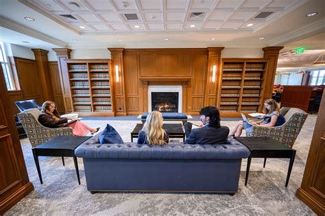 Welcome To Kahn Law Library Law Library High Point University