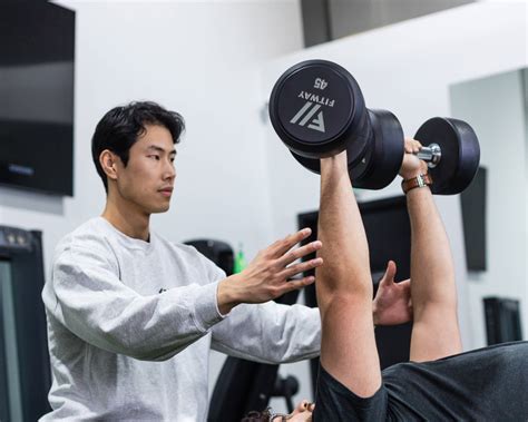 5 Ways Kinesiologist Helps