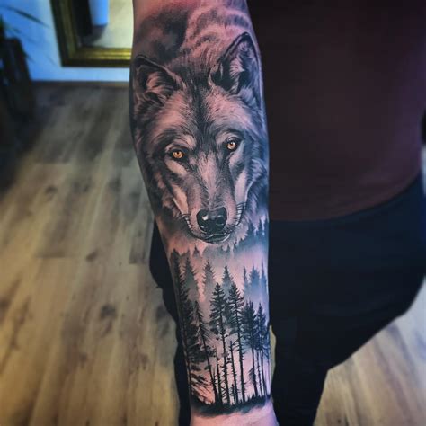 Wolf In The Forest Half Sleeve Tattoo Wolf Forest Https T Co Qjzvzpwlx0